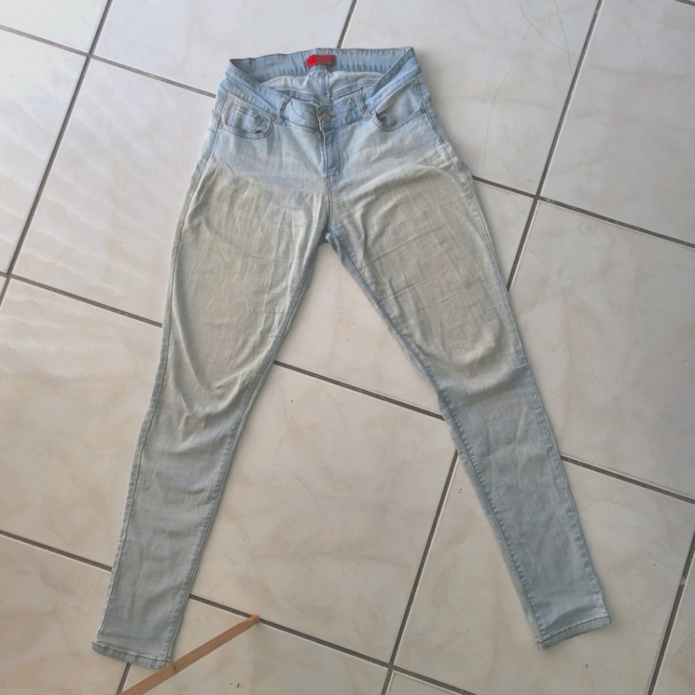 Light Blue Butt-Lift Wax Jeans
